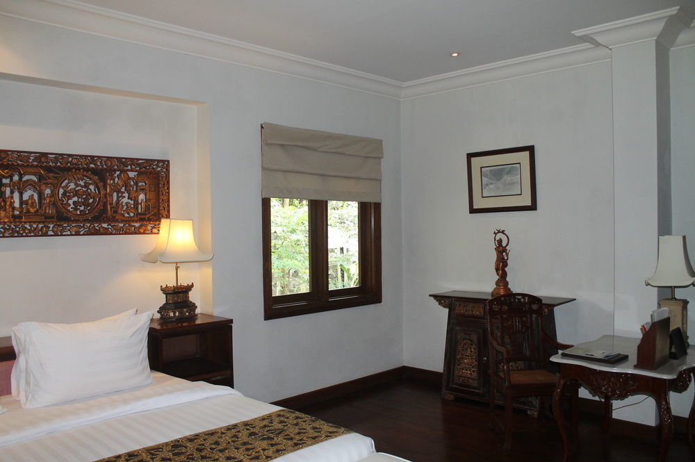 Laras Asri Resort & Spa Salatiga Ngoại thất bức ảnh