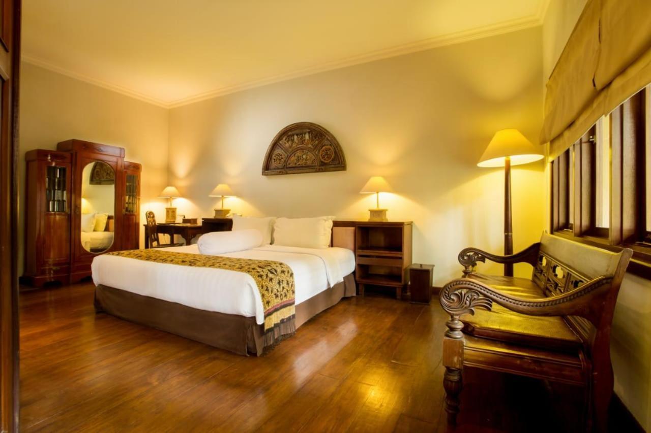 Laras Asri Resort & Spa Salatiga Ngoại thất bức ảnh
